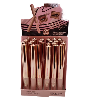 Delineador negro a prueba de agua